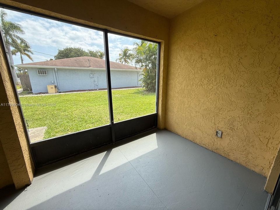 Recientemente alquilado: $1,600 (2 camas, 2 baños, 744 Pies cuadrados)