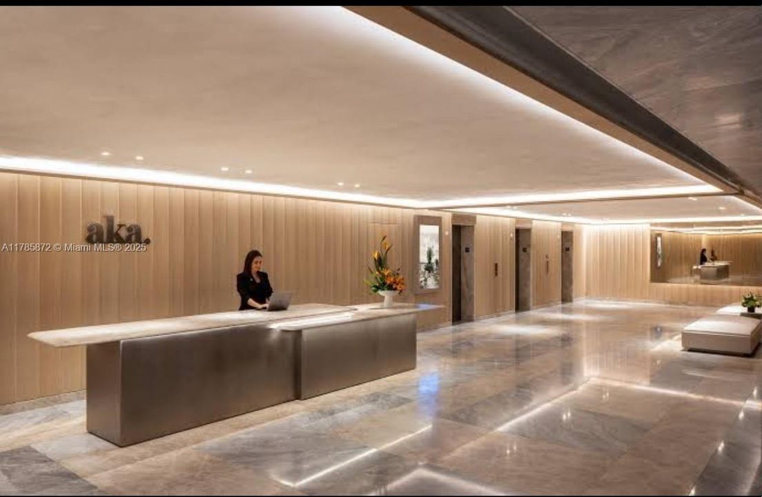 出租: $6,000 (2 贝兹, 2 浴室, 1290 平方英尺)