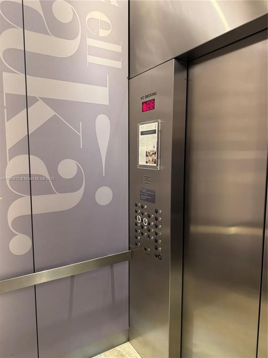 出租: $6,000 (2 贝兹, 2 浴室, 1290 平方英尺)