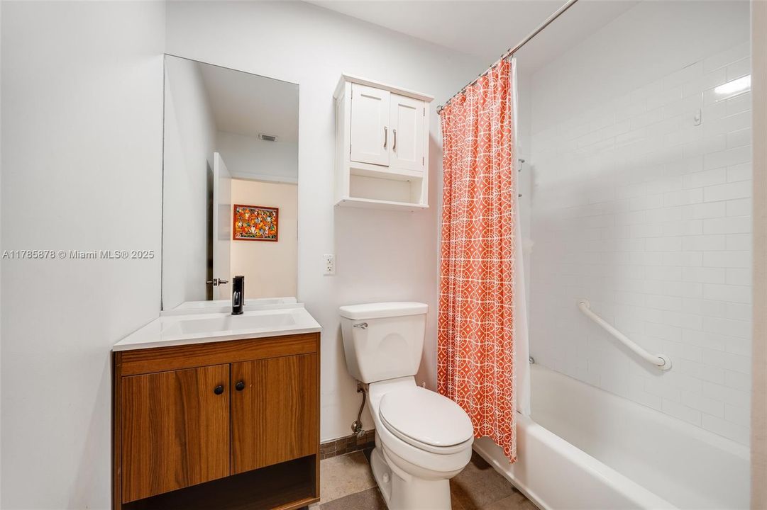 Recently Sold: $2,200,000 (4 beds, 3 baths, 2836 Square Feet)