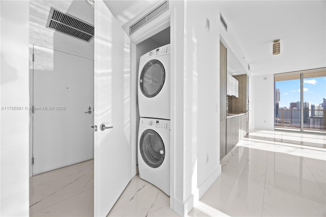 На продажу: $790,000 (1 спален, 2 ванн, 944 Квадратных фут)