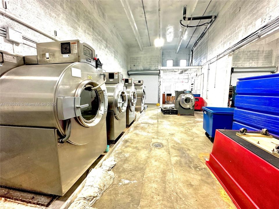 待售: $399,000 (0 贝兹, 0 浴室, 0 平方英尺)