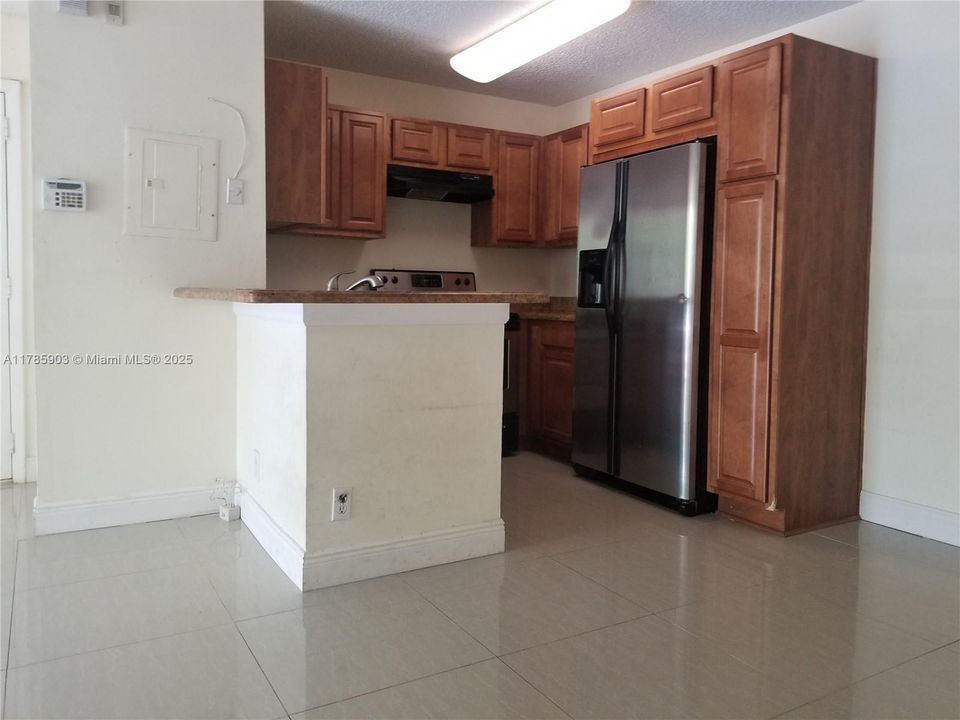 Recently Rented: $1,800 (1 beds, 1 baths, 862 Square Feet)