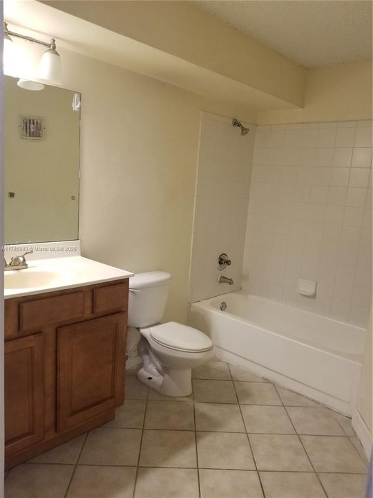 Recently Rented: $1,800 (1 beds, 1 baths, 862 Square Feet)