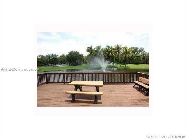 Recently Rented: $1,800 (1 beds, 1 baths, 862 Square Feet)