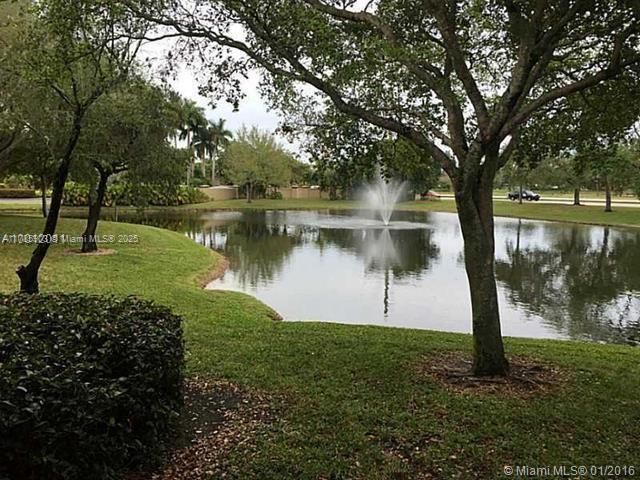 Recently Rented: $1,800 (1 beds, 1 baths, 862 Square Feet)