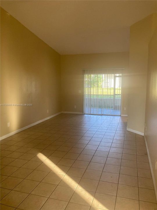 Недавно арендовано: $1,500 (3 спален, 2 ванн, 1582 Квадратных фут)