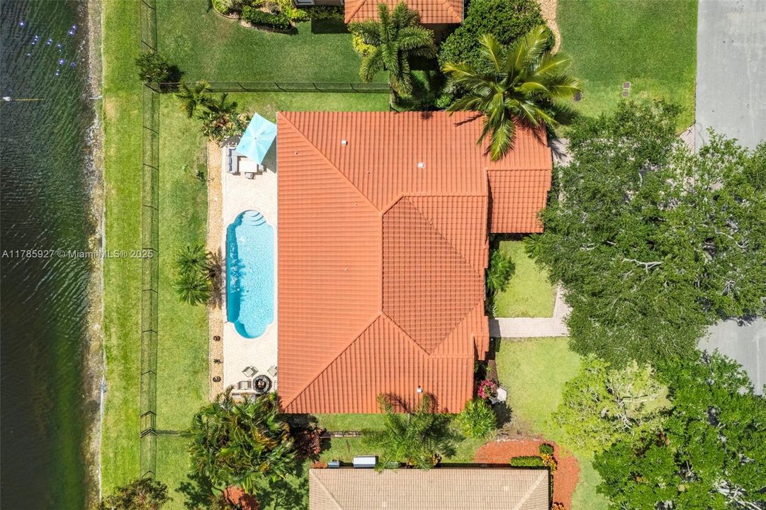 Недавно продано: $714,900 (4 спален, 3 ванн, 2122 Квадратных фут)