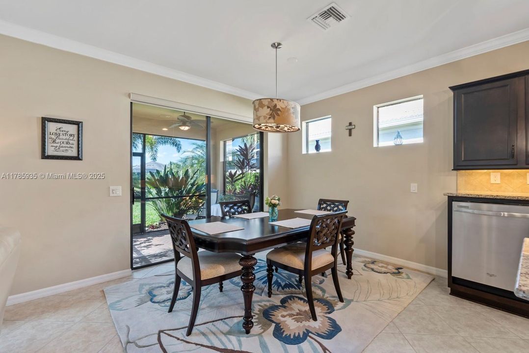 For Sale: $498,900 (2 beds, 2 baths, 1669 Square Feet)