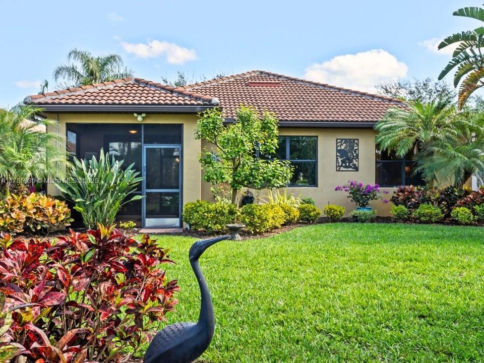 For Sale: $498,900 (2 beds, 2 baths, 1669 Square Feet)
