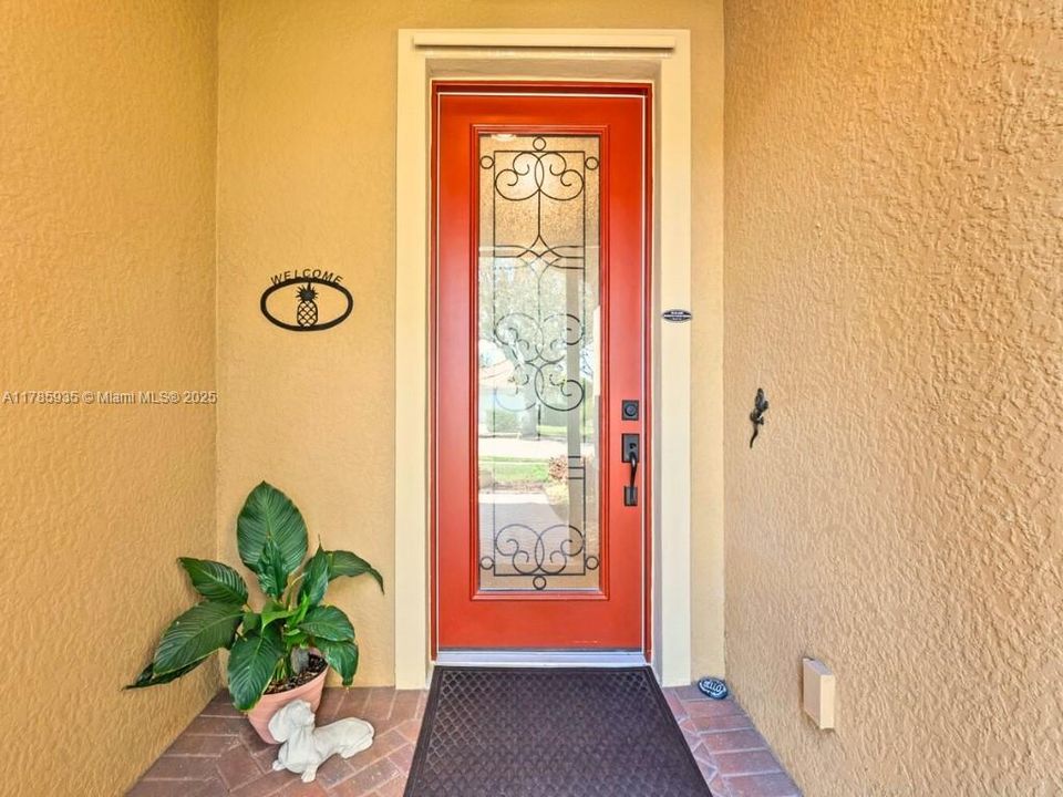For Sale: $498,900 (2 beds, 2 baths, 1669 Square Feet)