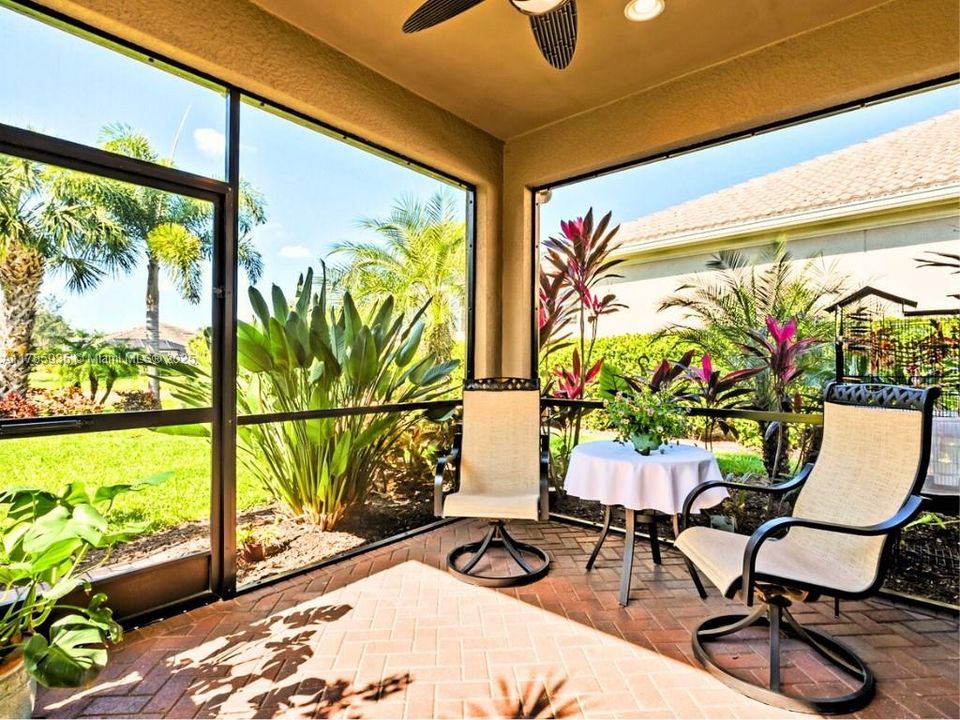 For Sale: $498,900 (2 beds, 2 baths, 1669 Square Feet)