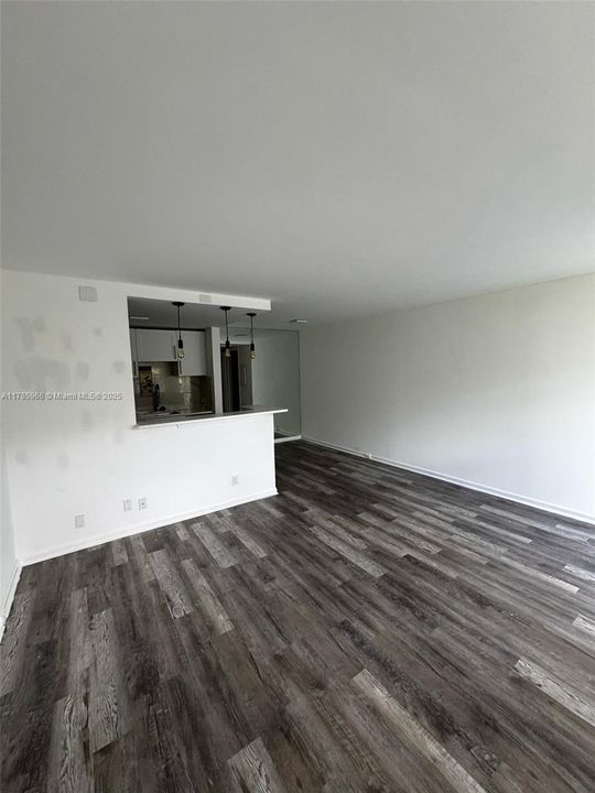 待售: $125,000 (1 贝兹, 1 浴室, 600 平方英尺)