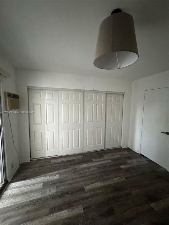 待售: $125,000 (1 贝兹, 1 浴室, 600 平方英尺)