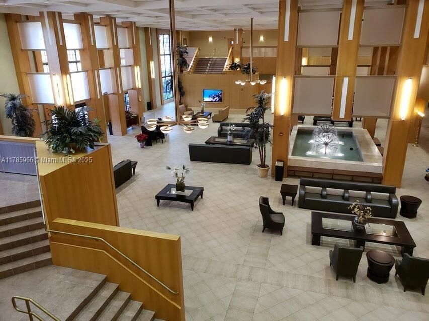 待售: $125,000 (1 贝兹, 1 浴室, 600 平方英尺)