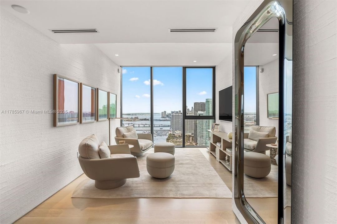 En Venta: $6,250,000 (5 camas, 5 baños, 3966 Pies cuadrados)