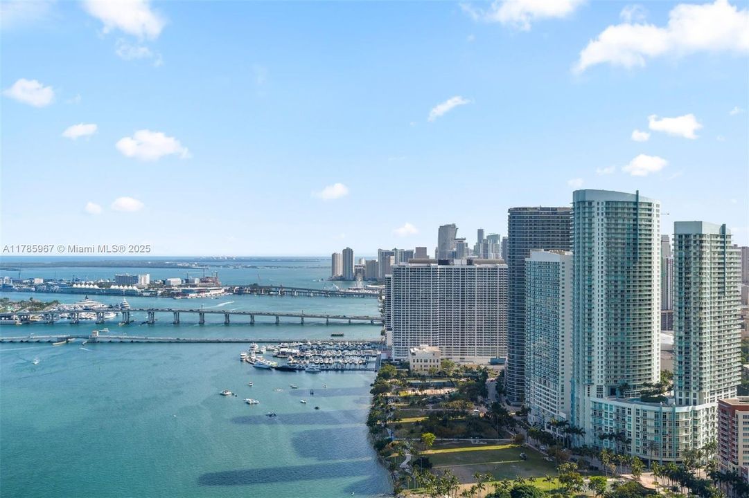 En Venta: $6,250,000 (5 camas, 5 baños, 3966 Pies cuadrados)