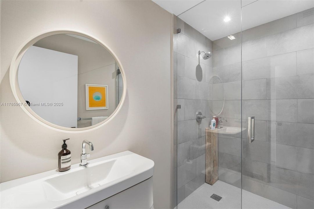 En Venta: $6,250,000 (5 camas, 5 baños, 3966 Pies cuadrados)