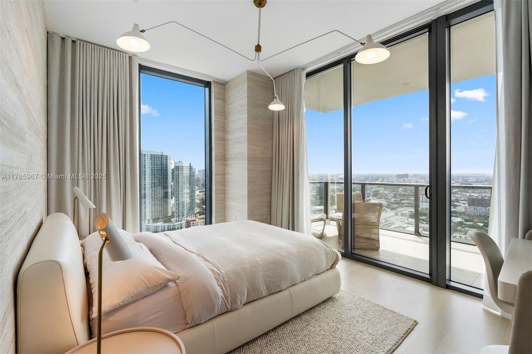 En Venta: $6,250,000 (5 camas, 5 baños, 3966 Pies cuadrados)