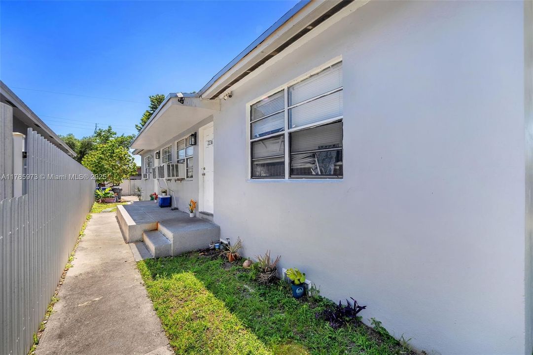 Recently Sold: $485,000 (0 beds, 0 baths, 1441 Square Feet)