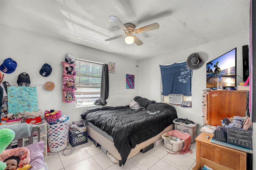 Recently Sold: $485,000 (0 beds, 0 baths, 1441 Square Feet)