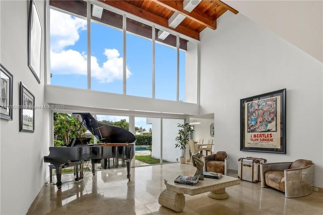 For Sale: $4,700,000 (3 beds, 4 baths, 4991 Square Feet)