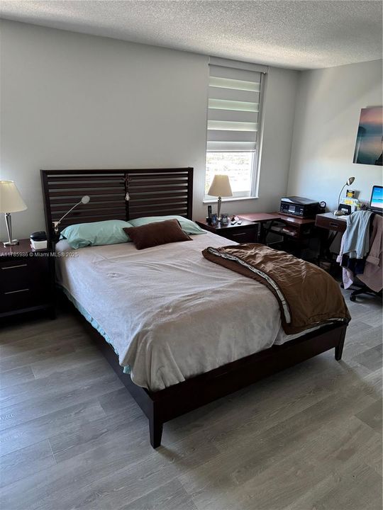 For Sale: $280,000 (2 beds, 2 baths, 1150 Square Feet)