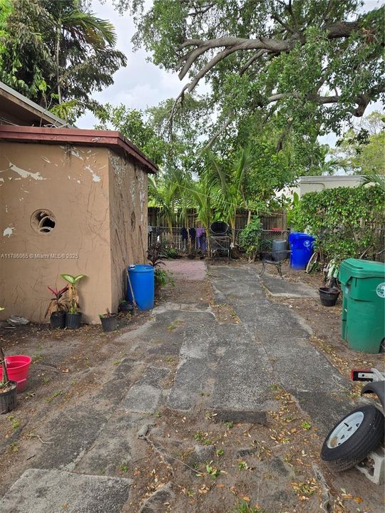 最近售出: $850,000 (0 贝兹, 0 浴室, 2103 平方英尺)