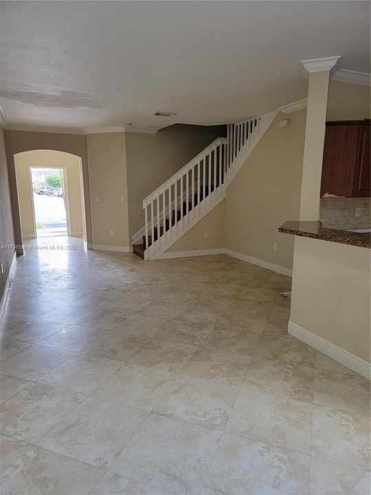 Vendido Recientemente: $520,000 (3 camas, 3 baños, 1462 Pies cuadrados)