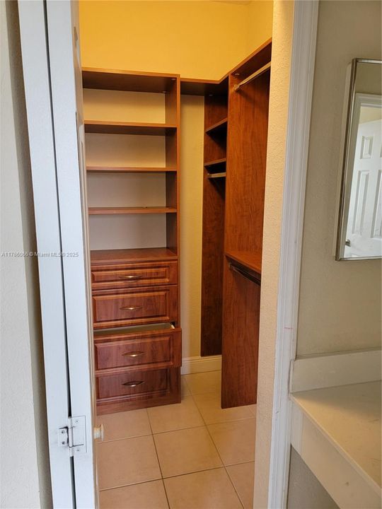 Vendido Recientemente: $520,000 (3 camas, 3 baños, 1462 Pies cuadrados)