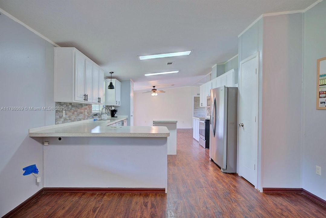 最近售出: $219,000 (3 贝兹, 2 浴室, 2178 平方英尺)