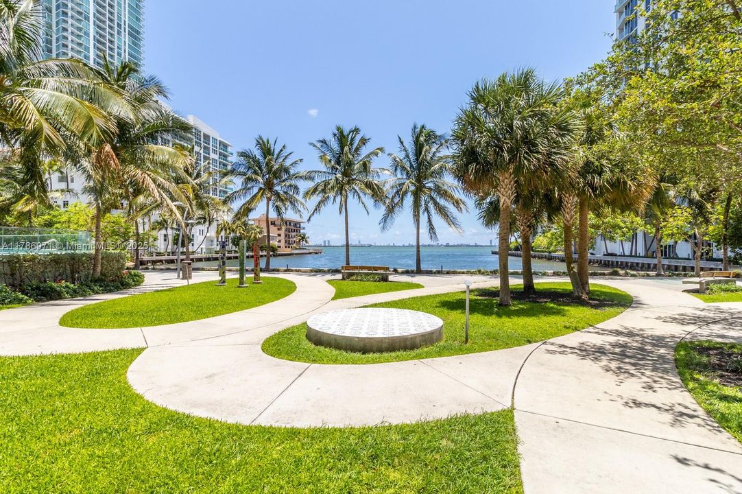 Recently Rented: $5,000 (2 beds, 2 baths, 1143 Square Feet)