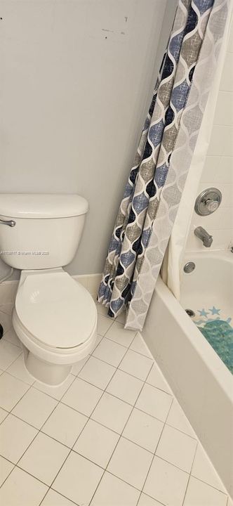 Recientemente alquilado: $4,200 (4 camas, 2 baños, 2310 Pies cuadrados)