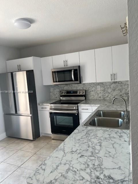 Recientemente alquilado: $2,700 (3 camas, 2 baños, 1240 Pies cuadrados)