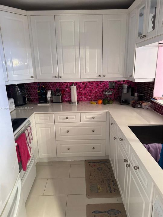 待售: $159,000 (2 贝兹, 2 浴室, 870 平方英尺)