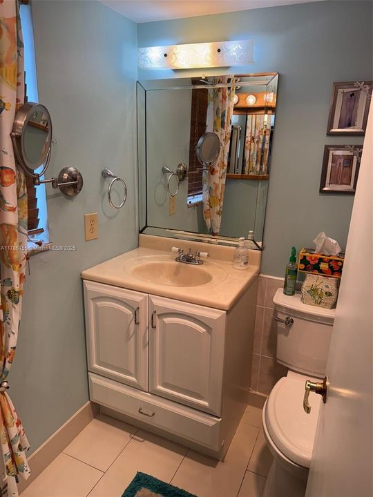 待售: $159,000 (2 贝兹, 2 浴室, 870 平方英尺)