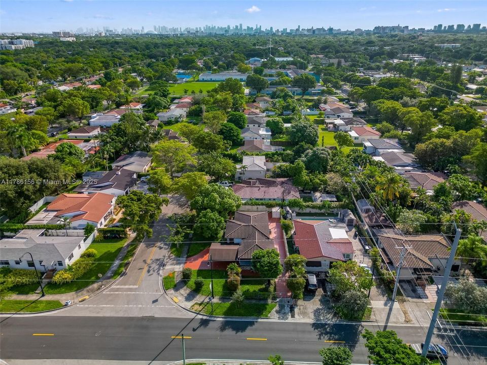 На продажу: $875,000 (3 спален, 2 ванн, 1460 Квадратных фут)