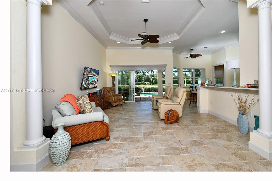 最近售出: $1,350,000 (3 贝兹, 2 浴室, 0 平方英尺)