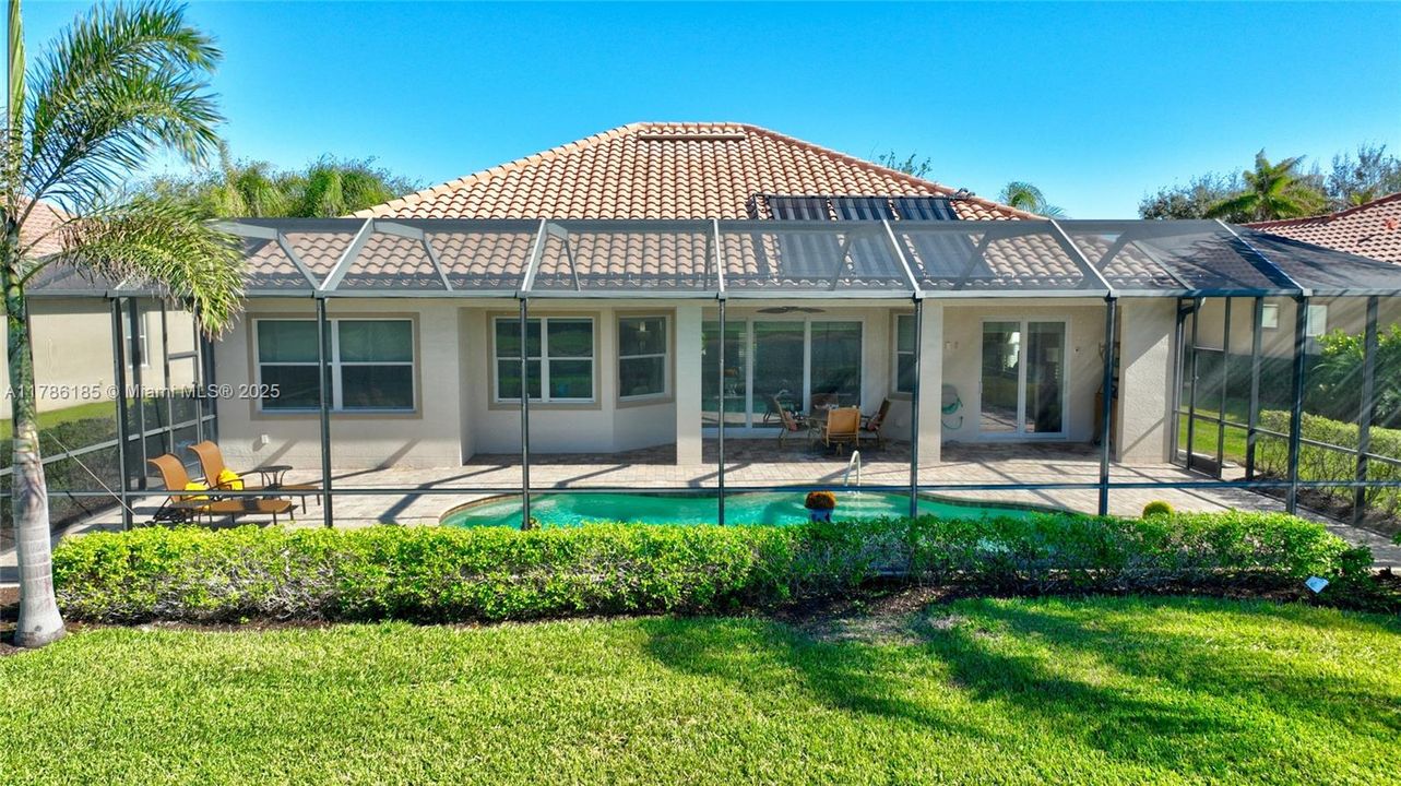 最近售出: $1,350,000 (3 贝兹, 2 浴室, 0 平方英尺)