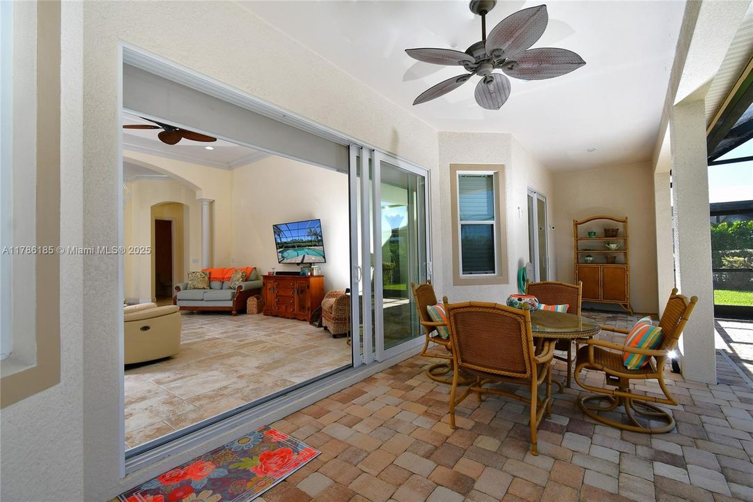 最近售出: $1,350,000 (3 贝兹, 2 浴室, 0 平方英尺)