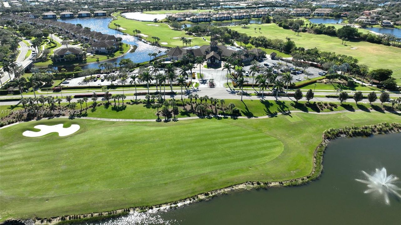 最近售出: $1,350,000 (3 贝兹, 2 浴室, 0 平方英尺)