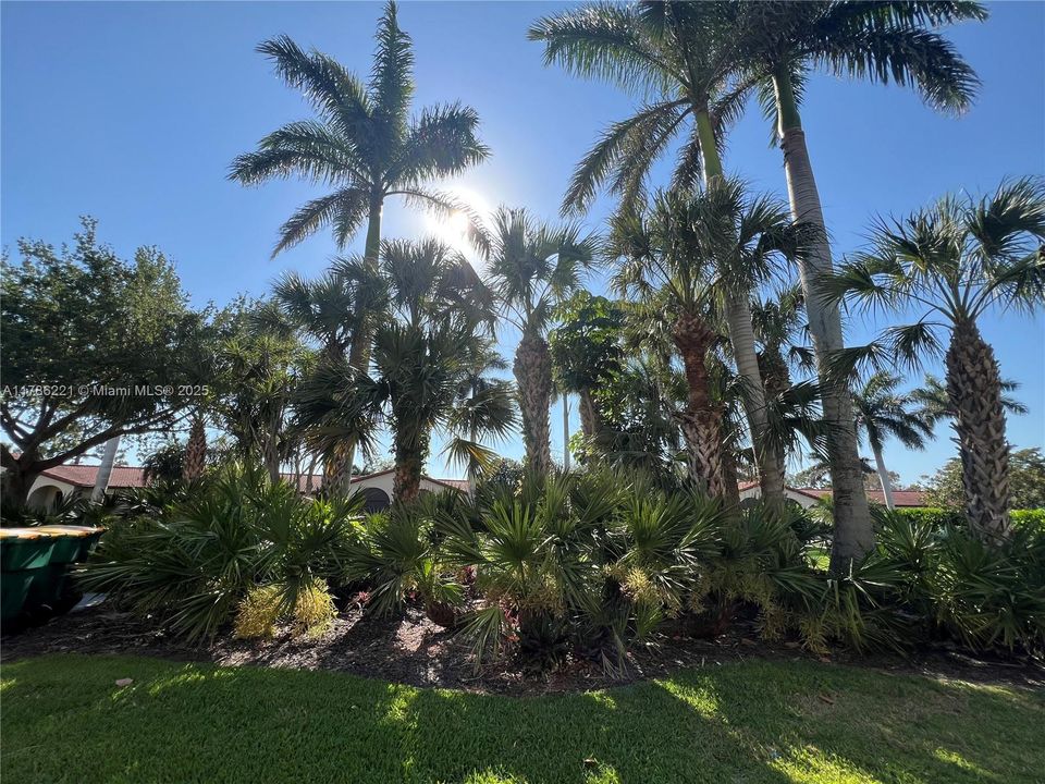 Vendido Recientemente: $199,000 (2 camas, 2 baños, 1164 Pies cuadrados)