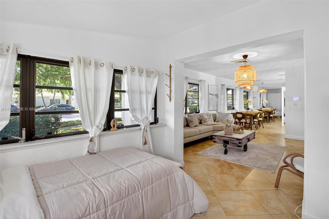 En Venta: $699,000 (3 camas, 3 baños, 0 Pies cuadrados)