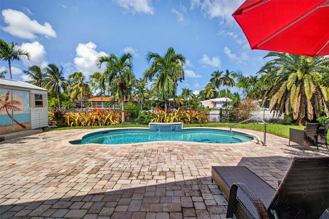 En Venta: $699,000 (3 camas, 3 baños, 0 Pies cuadrados)