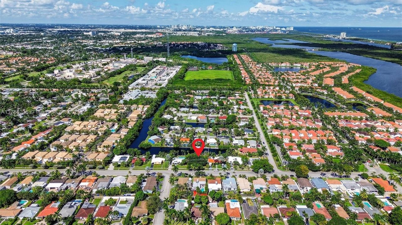 En Venta: $699,000 (3 camas, 3 baños, 0 Pies cuadrados)