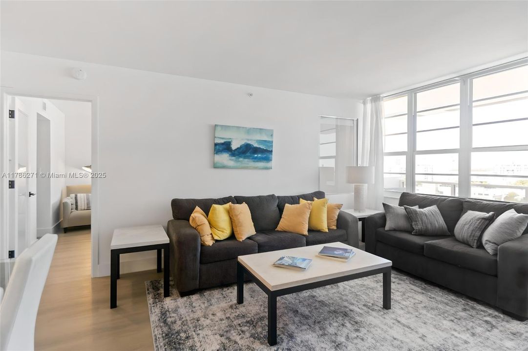 Vendido Recientemente: $760,000 (1 camas, 2 baños, 865 Pies cuadrados)