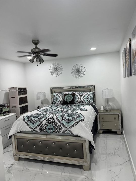 Recientemente alquilado: $1,800 (1 camas, 1 baños, 2236 Pies cuadrados)