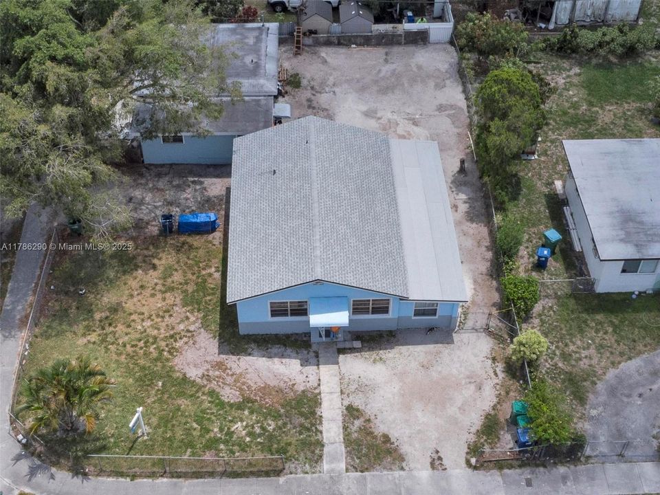 Recently Sold: $640,000 (0 beds, 0 baths, 1258 Square Feet)