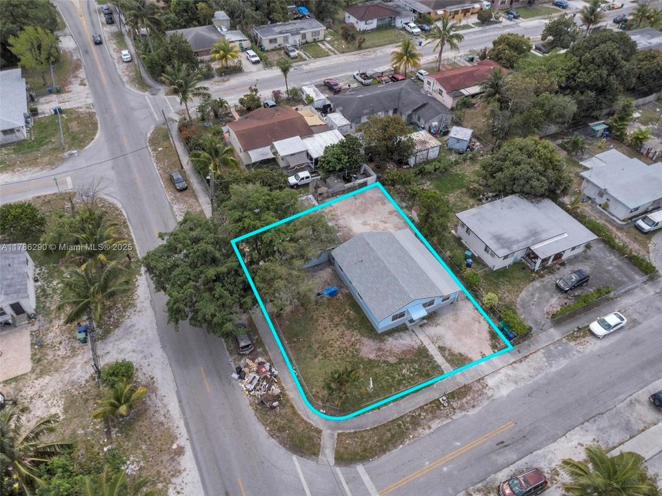 Recently Sold: $640,000 (0 beds, 0 baths, 1258 Square Feet)