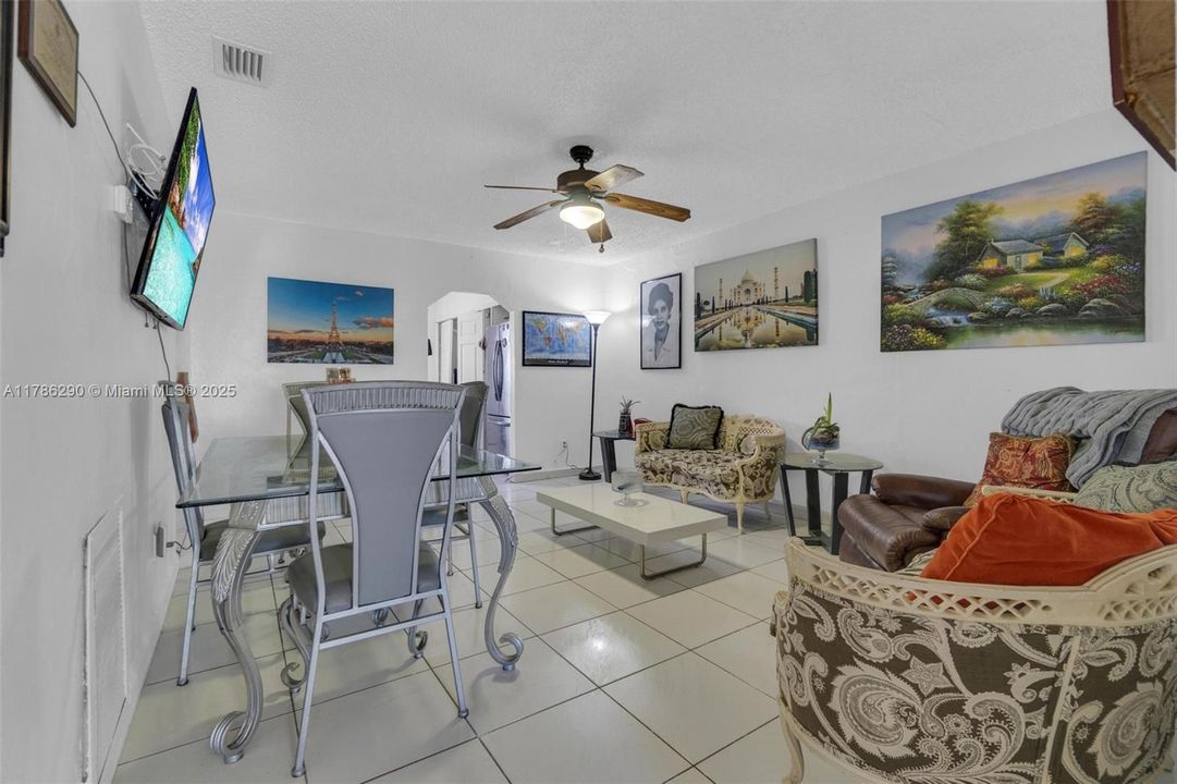 Recently Sold: $640,000 (0 beds, 0 baths, 1258 Square Feet)